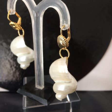 boucles d'oreilles dormeuse escargot de mer