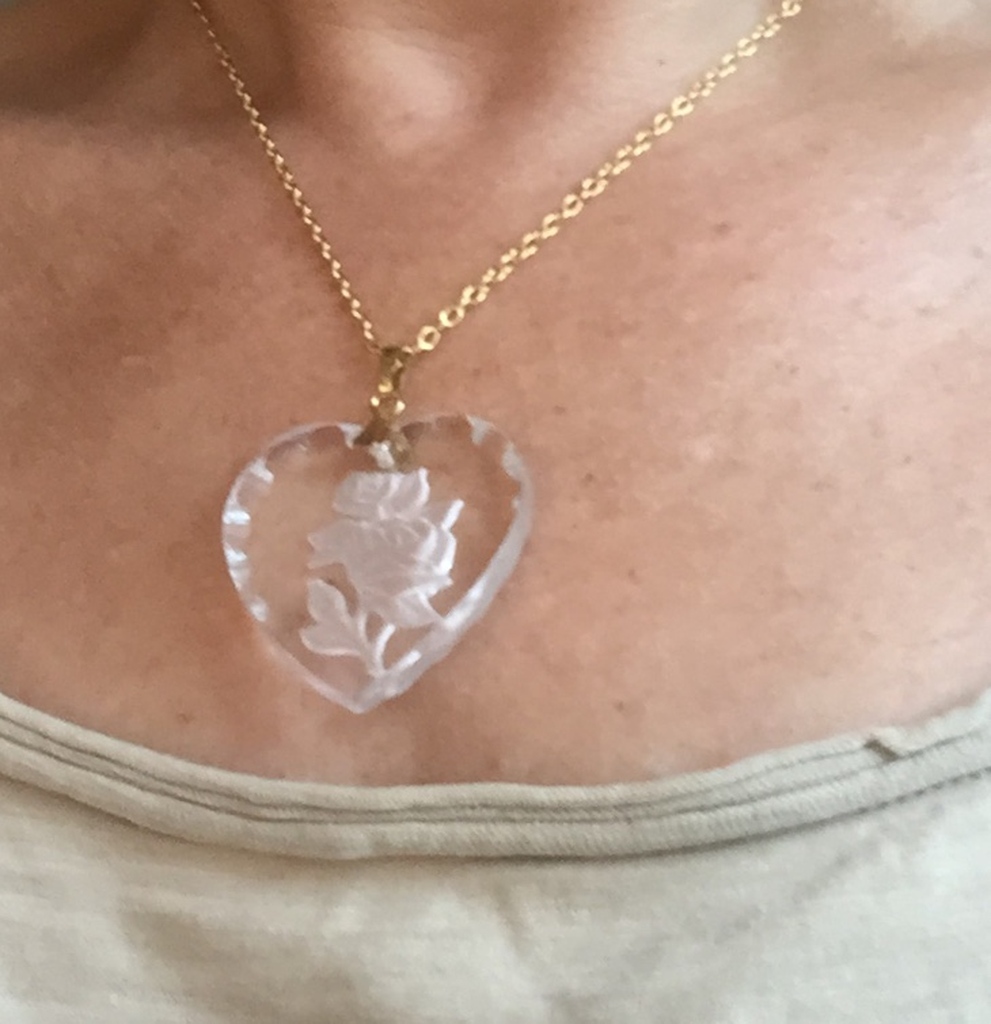 Collier Pendentif gros coeur en Quartz rose avec chaîne en Acier inox