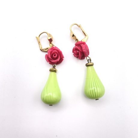 Boucles d'oreille pendantes dormeuse avec rose et goutte en 5 modèles