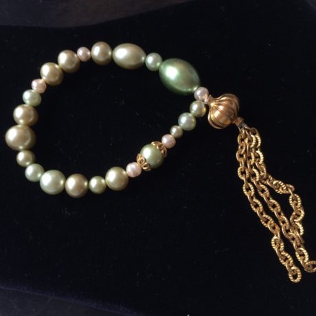 bracelet vert et pompon1-1024