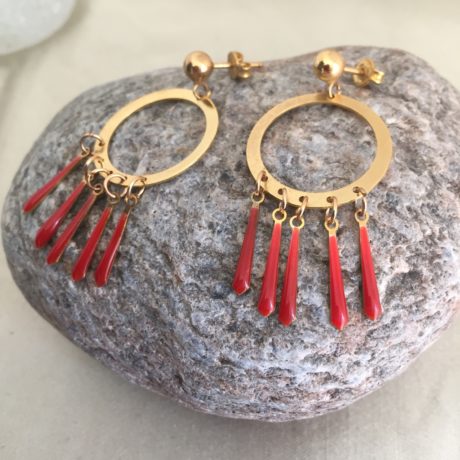 boucles-oreilles-créole-frange-rouge_03-1024