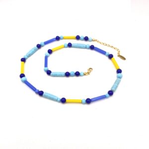 Collier jaune et bleu