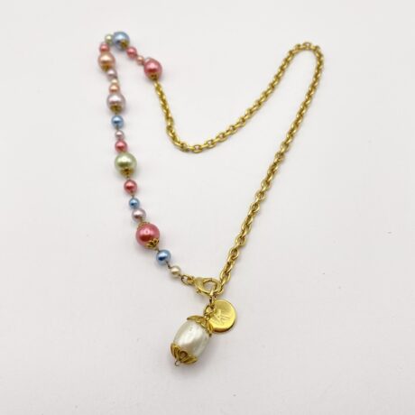 Collier perles nacrées colorées et chaine