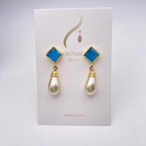 Boucles d'oreilles avec perle goutte et pierre bleu