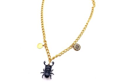 Collier scarabée noir