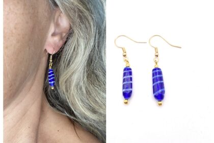 Boucles d'oreilles avec pendant verre bleu lapis-lazuli