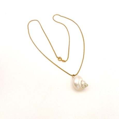 Collier escargot pendant3