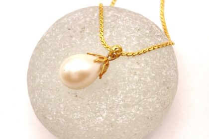 Pendentif perle goutte
