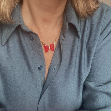 Collier papillon rouge