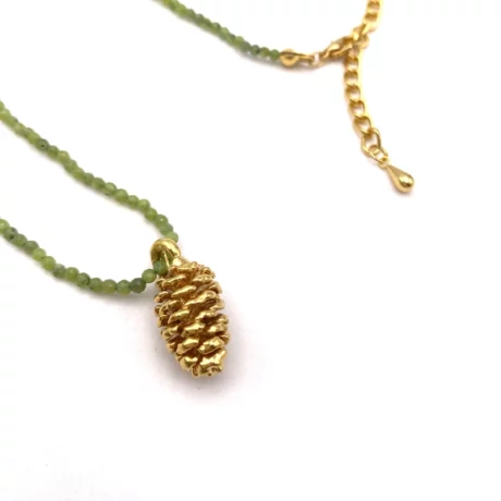 Collier jade et pigne de pin_06